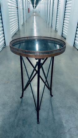 18 in. Vintage Black Round Marble End Accent Table with Tray Top