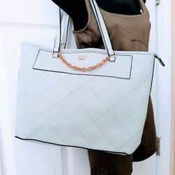 Guess XL Quilted Shoulder Bag New