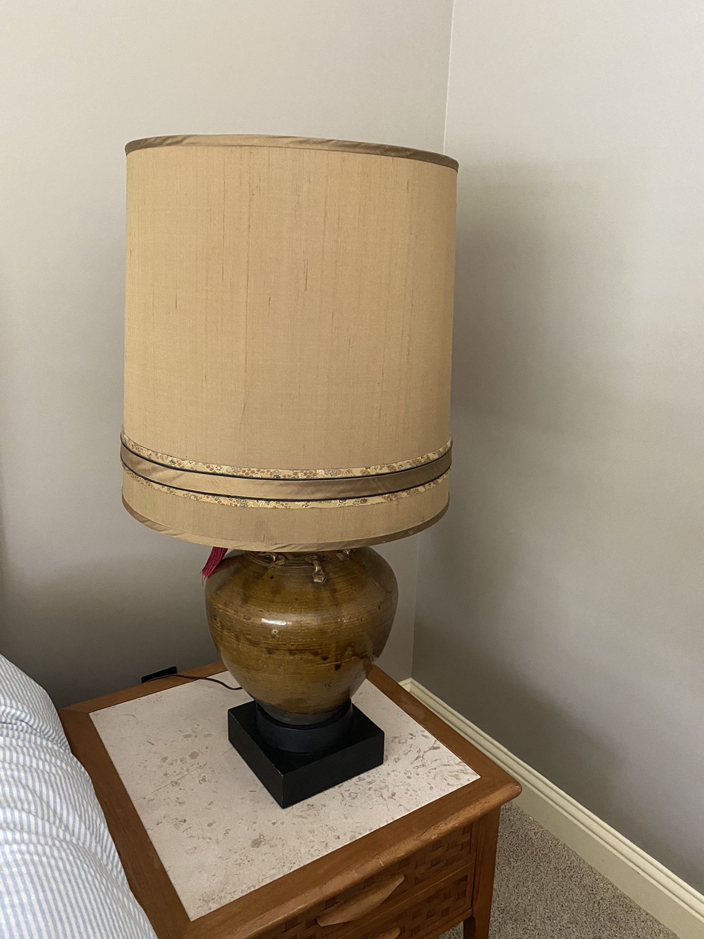 Vintage Pottery Table Lamp
