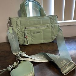 Handbags And Wallets 