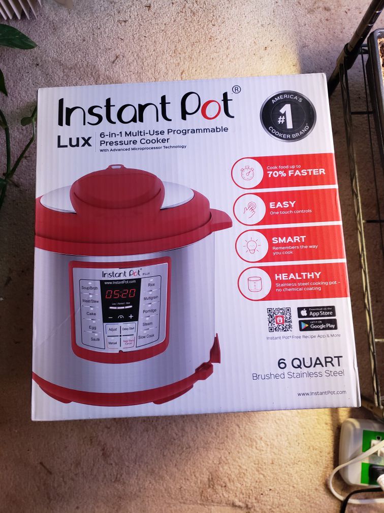 Instant Pot Multi-use Programmable pressure cooker