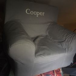 Very Nice Kids Pottery Barn Large Chair Only $20 Firm
