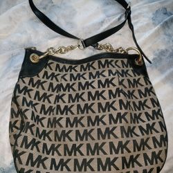 Michael Kors Beige And Black Crossbody 