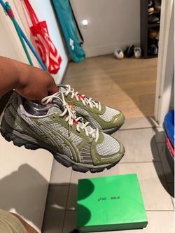 ASICS Kayano 12.1 size 11 “Up there” Collab DS
