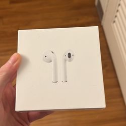 AirPods 2nd Gen BRAND NEW