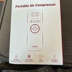 Portable air compressor