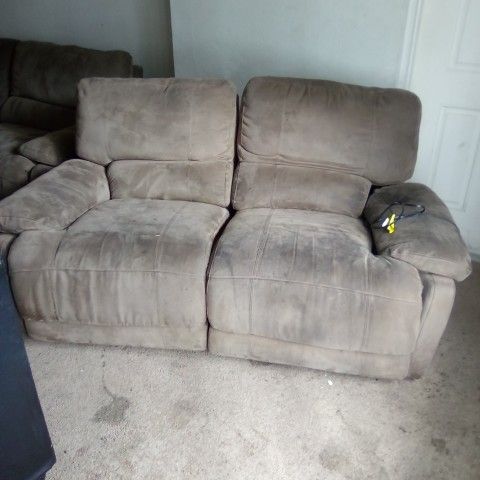 $30 Power Reclining Sofa Set