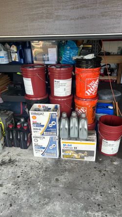 Used diesel motor oil and buckets FREE