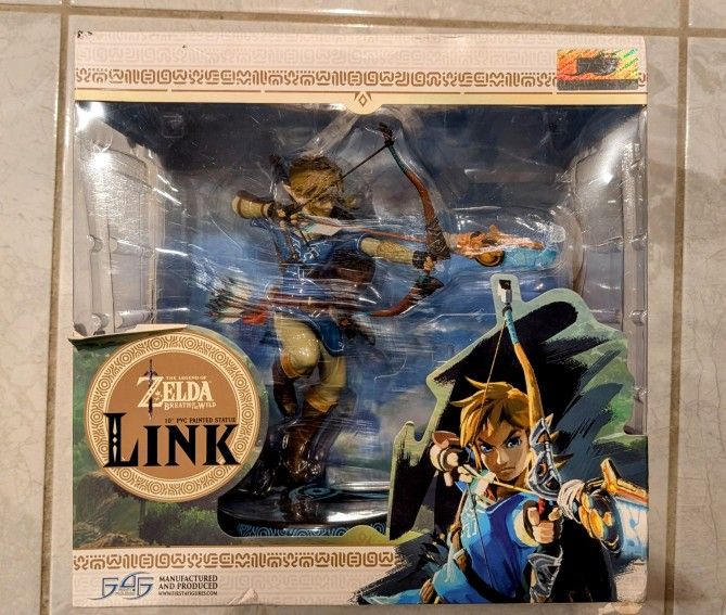 Link Zelda 10" PVC Painted Statue Breath Of The Wild