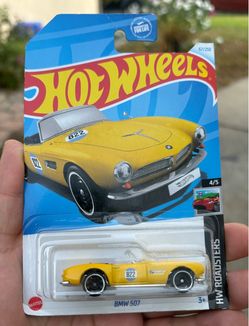 Hot Wheels BMW 507 HW Roadsters 4/5