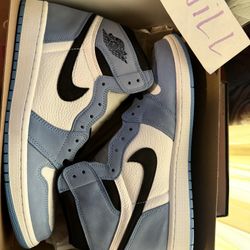 Air Jordan 1 University Blue OG