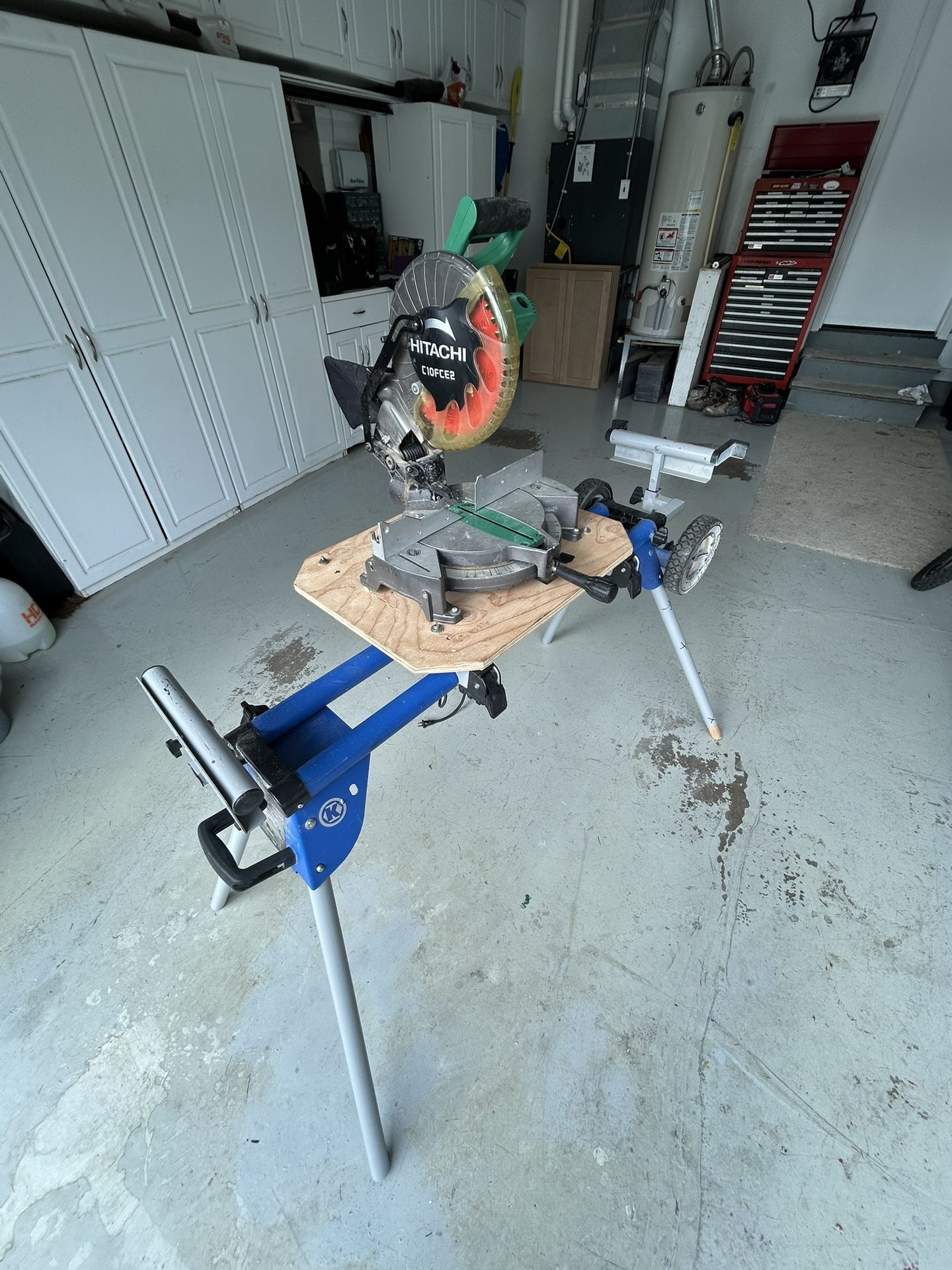 10” Hitachi Miter Saw With Stand