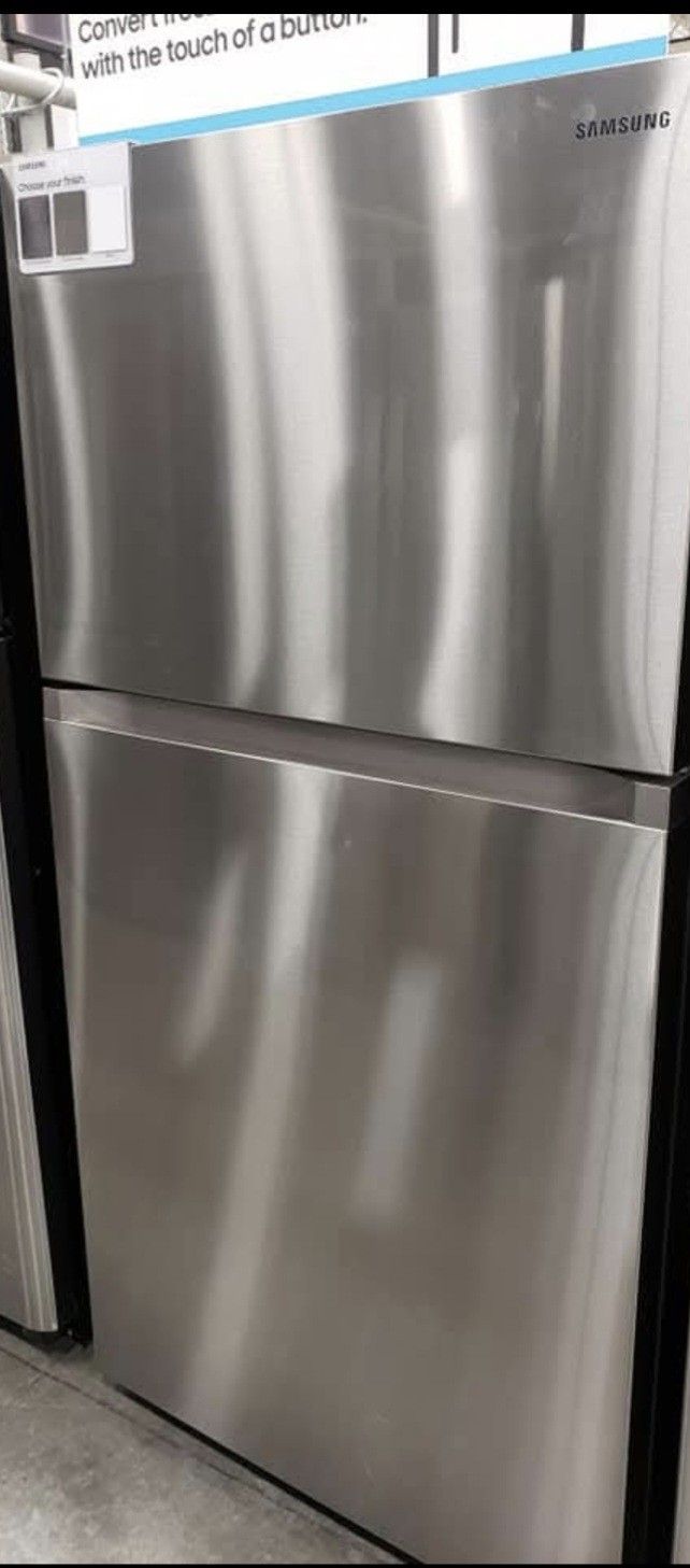 4 Year Old Samsung Refrigerator
