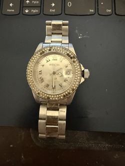Invicta Men’s Watch Diamond Bezel 
