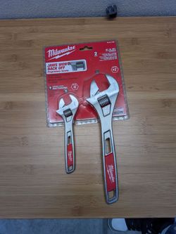 Milwaukee 6 & 10 inch 2 Piece Adjustable Wrench Set