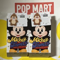 Chip And Dale Mickey Family Keychain 