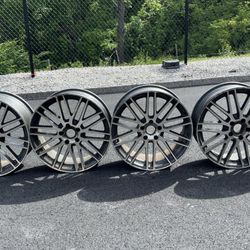 Staggered 5x120 20in Rims