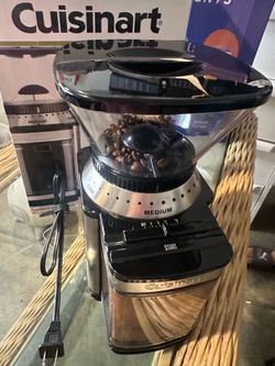 Cuisinart Coffee Grinder, Electric One-Touch Automatic Burr Coffee Grinder with 18-Position Grind Selector, Cup Size Selector for 4 – 18 Cups, DBM-8P1