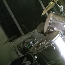 Drums