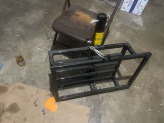 Hitch cargo