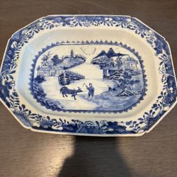 18th-century Chinese Export blue and white Nanking porcelain platter