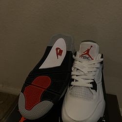 Jordan 4 Retro White Cement
