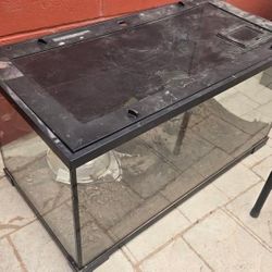 40 Gallon Tank With Lid