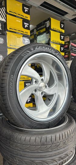 WHEELS US MAGS 20” STAGGERED CHEVY OBS C10