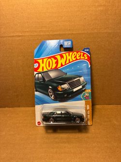 Hot Wheels Mercedes-Benz 500 E (Milwaukie,OR)