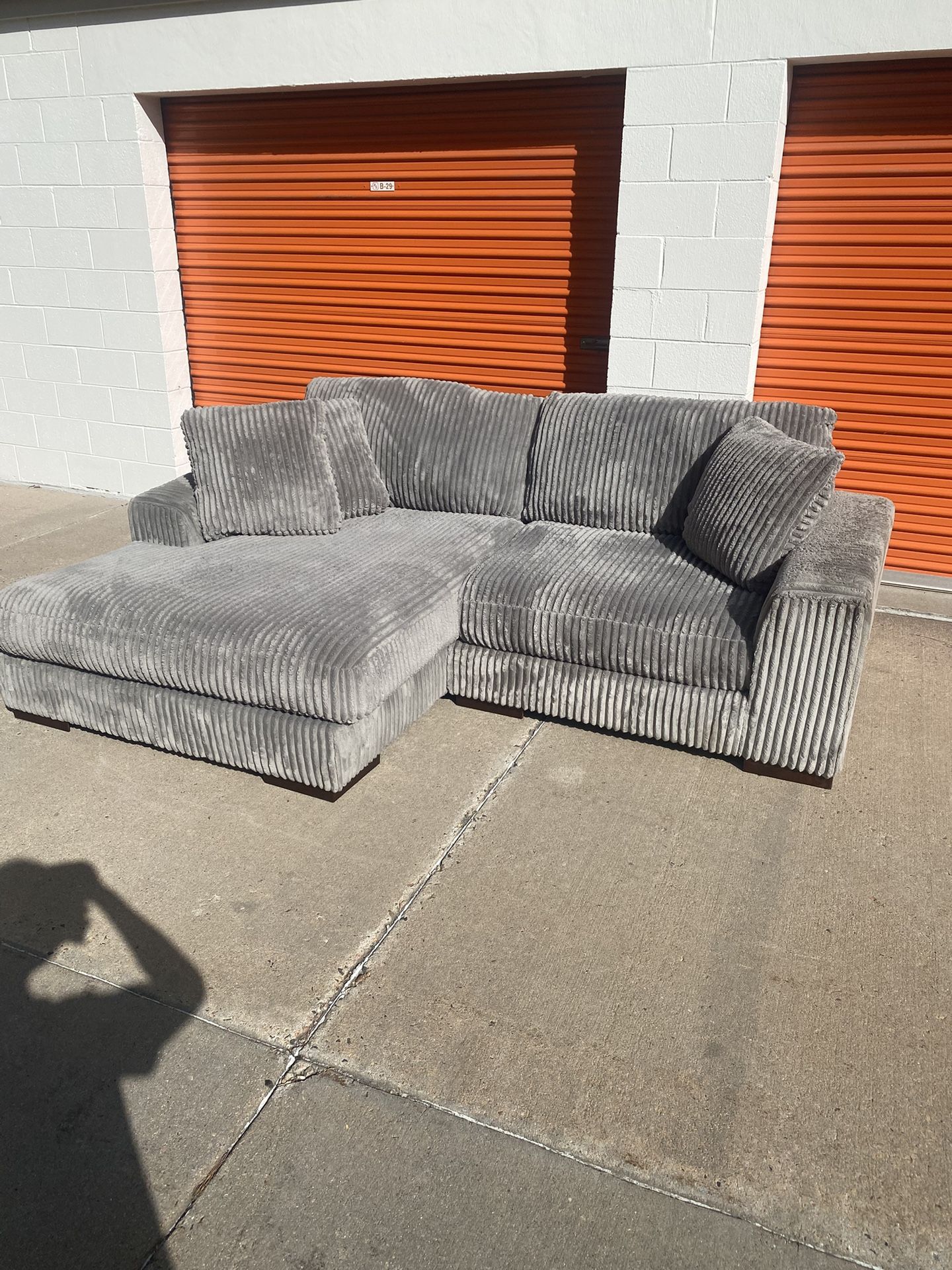 FREE DELIVERY!! modern corduroy sectional