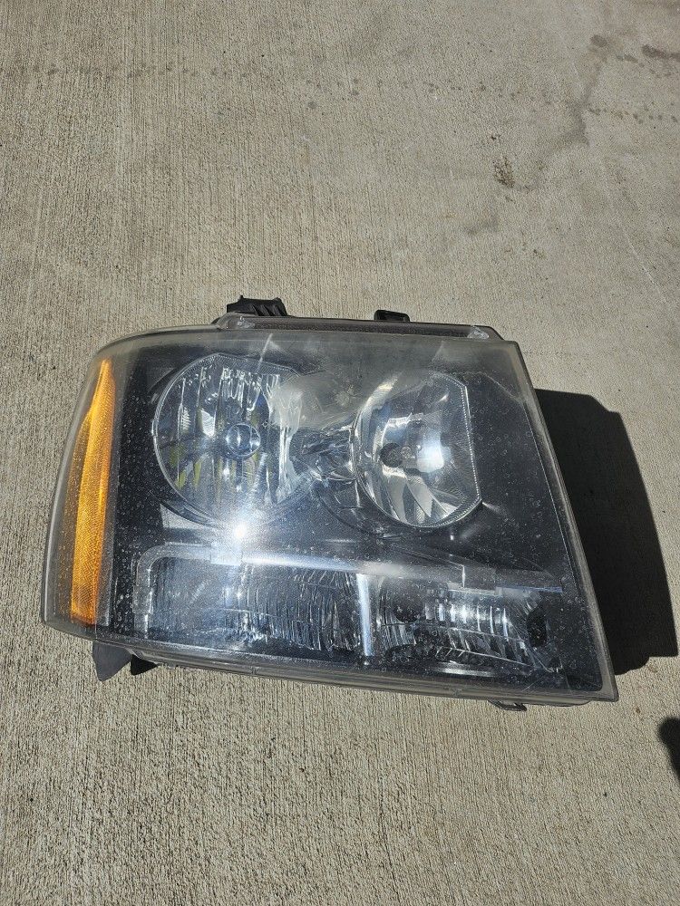 2012 Chevy avalanche, headlights LTZ