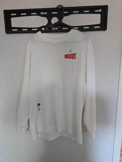 Jordan Long Sleeve Size L