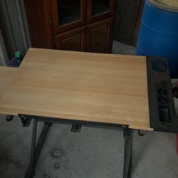 Art Desk