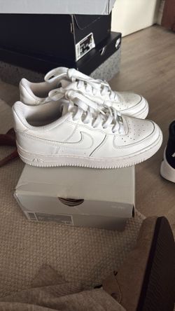 Women’s Air Force 1s