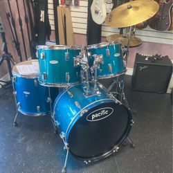 Drum Set 