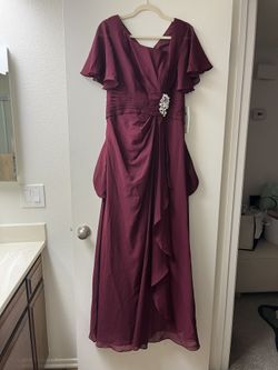 MEDIUM DRESSES