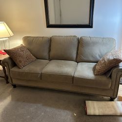 Pending Pick Up.         Couch