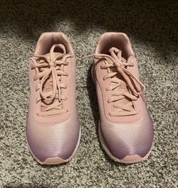 Good Condition Skechers Size 7 1/2