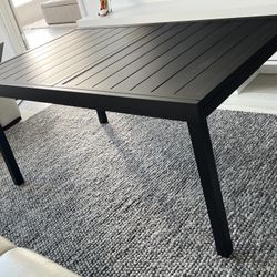 Table-Expandable Outdoor-Brand NEW!! 