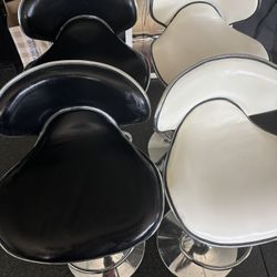 Bar stools. All 4 100 
