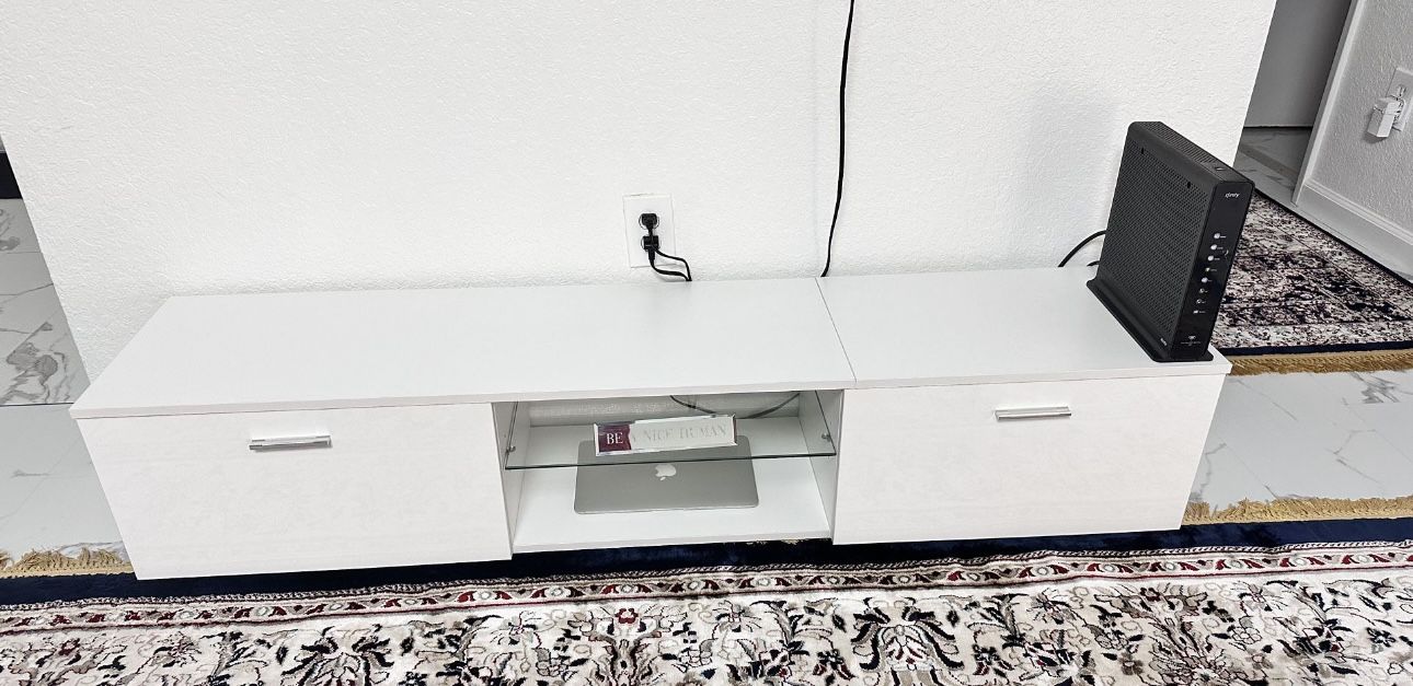 White Tv Stand 