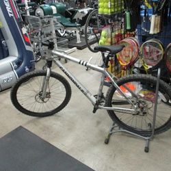 Used Cannondale Furio 26" Mountain Bike