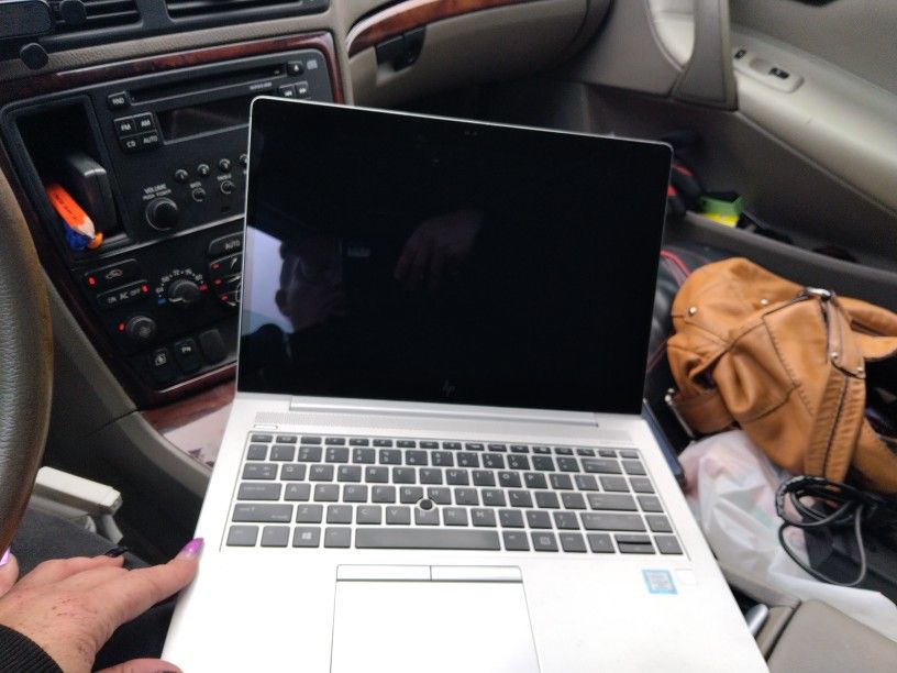 HP EliteBook 840 G5 Laptop Touch Screen