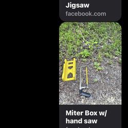 Miter Box w/Handsaw