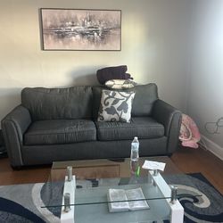 Free Couch 