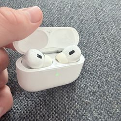 Apple air pods pro gen 2