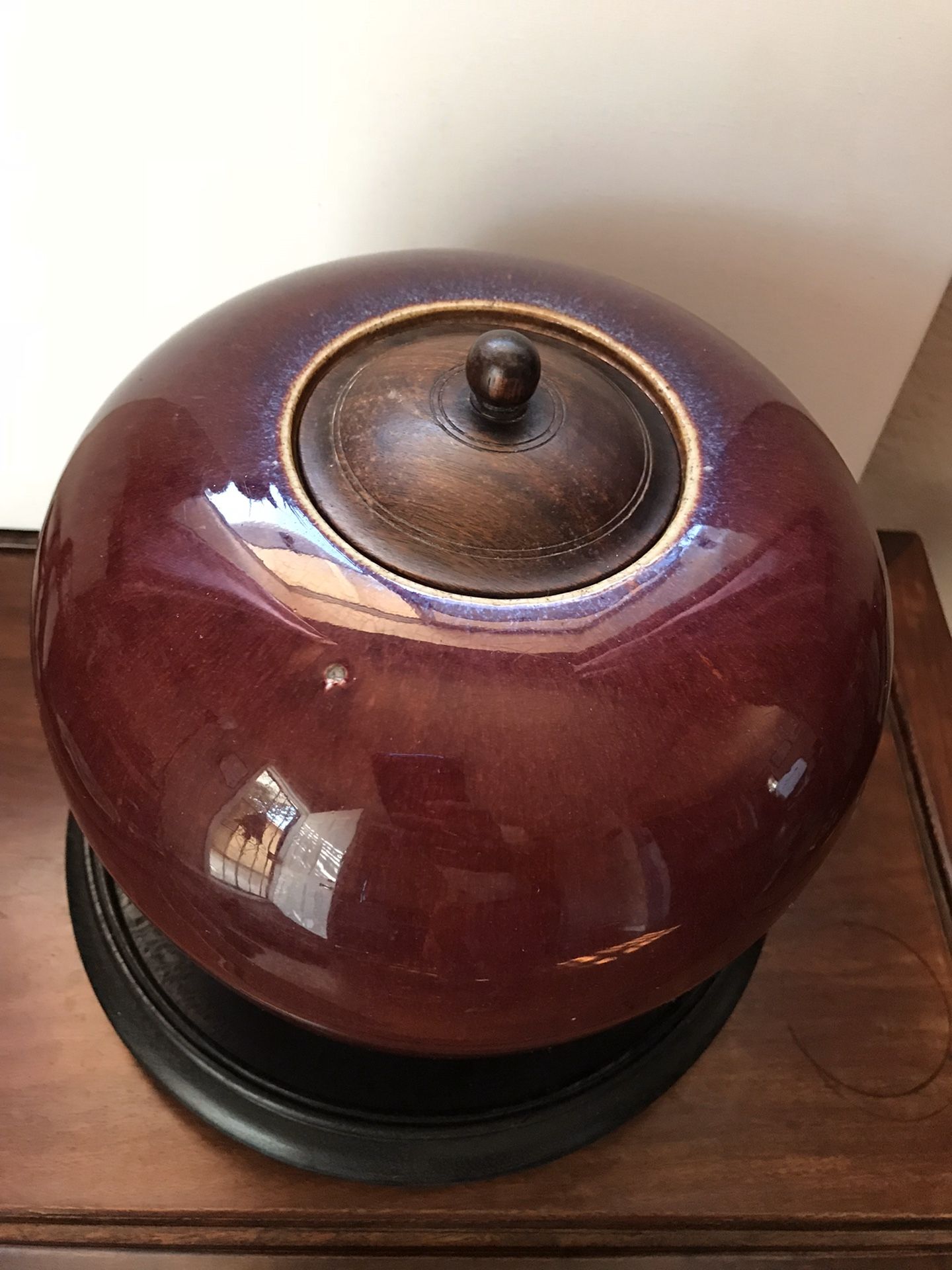 Antique Chinese red glaze jar with wood lid