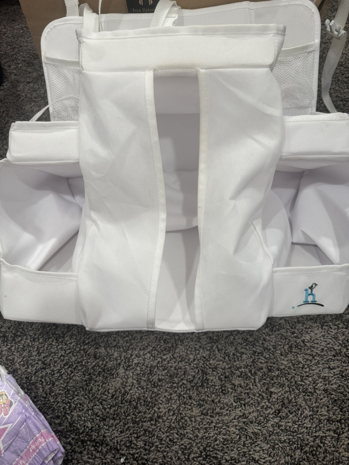 Baby diaper And Accesory Holder