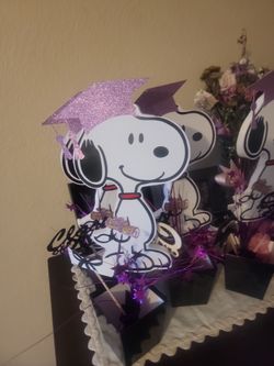 Snoopy graduation