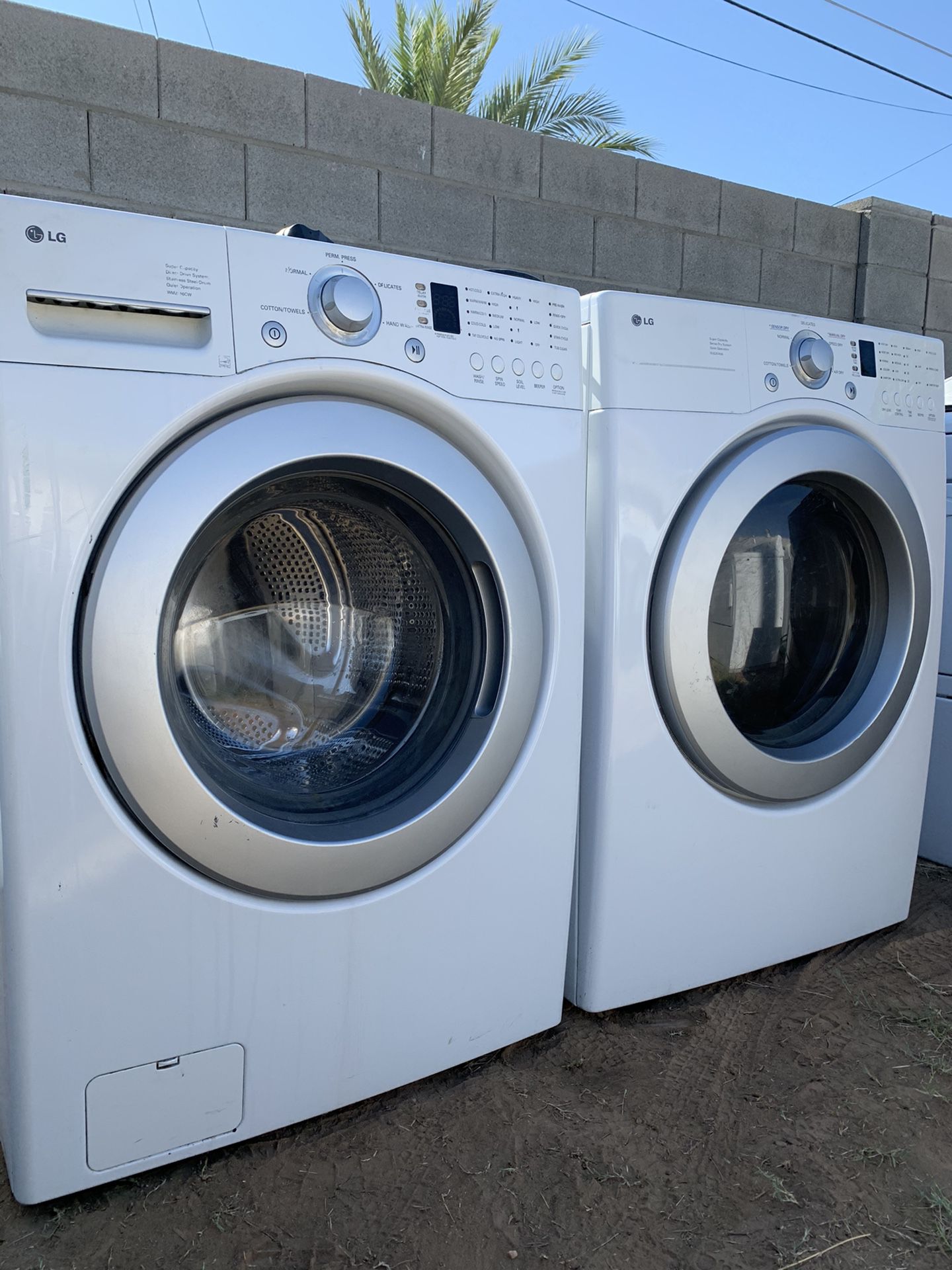 Lg tromm washer and dryer set @delivery available